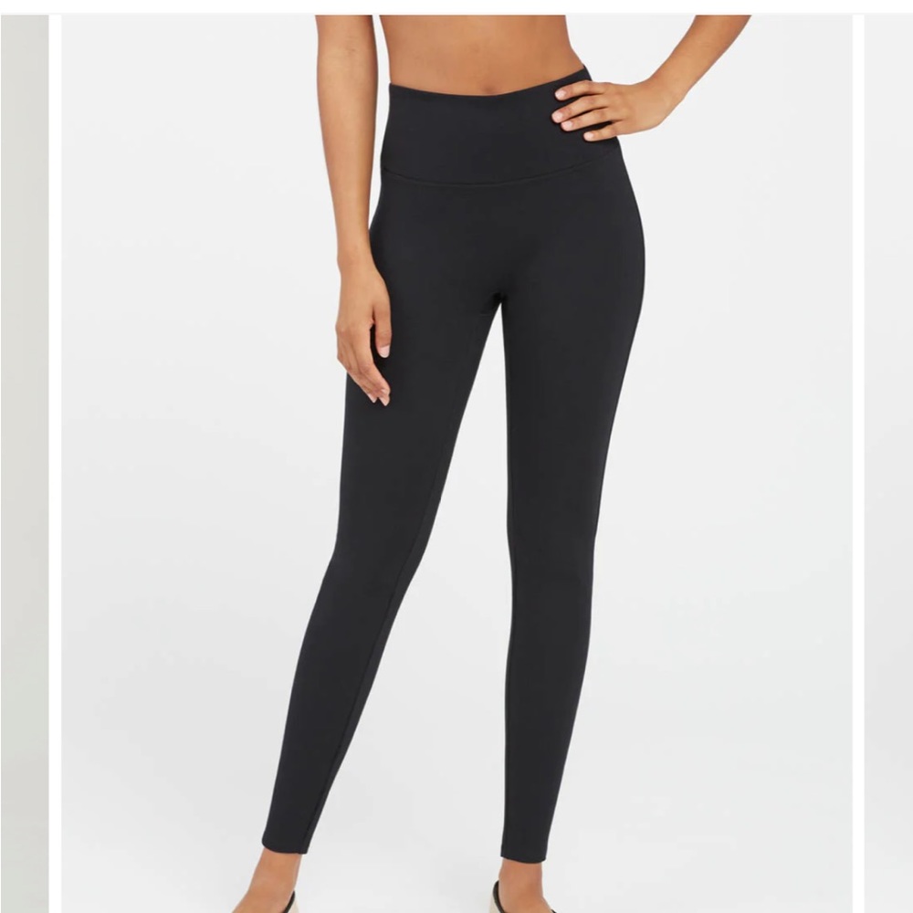Spanx Ankle Legging size medium black